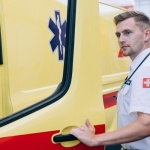 Sekundy decydują: pierwsze kroki przy udarze krwotocznym mózgu